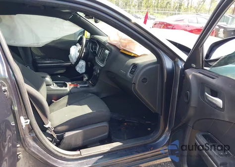 2016 Dodge Charger Sxt z USA, uszkodzony, nr VIN 2C3CDXHG8GH140562